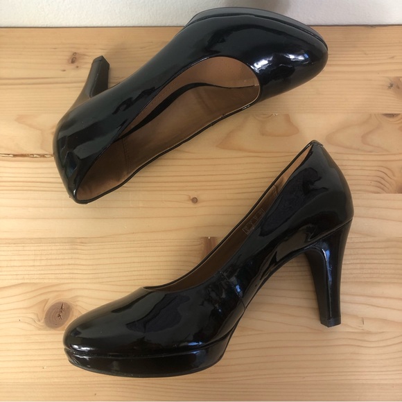 Clarks Collection Soft Cushion Black Platform Patent Leather Heels Size 8 Career - Picture 6 of 11